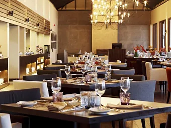 CENTARA CEYSANDS RESORT & SPA 4*