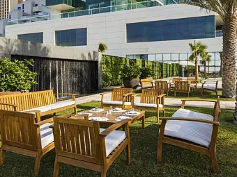  Отель DOUBLETREE BY HILTON DUBAI JUMEIRAH BEACH 4*