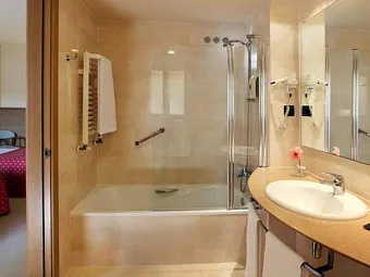 Отель GOLDEN BAHIA DE TOSSA 4*