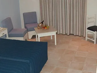  Отель DIONYSOS CENTRAL HOTEL 3*