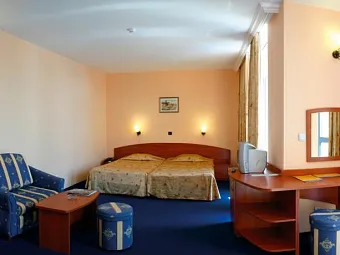 Отель TIARA BEACH 4*