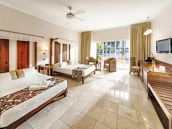 Отель BE LIVE COLLECTION PUNTA CANA 5*. Junior suite.