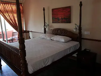 Отель PARADISE BEACH HOTEL 3*