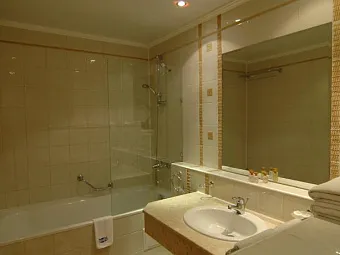 Отель ROYAL PARK ELENITE 4*