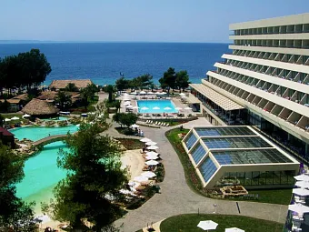 Отель PORTO CARRAS SITHONIA BEACH 5*
