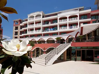 Отель SAINT GEORGE PALACE 4*