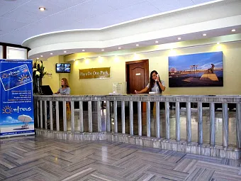 Ресепшен отеля OHTELS PLAYA DE ORO PARK 3*