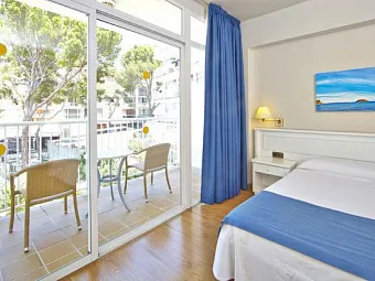 Отель FLAMBOYAN CARIBE 4*