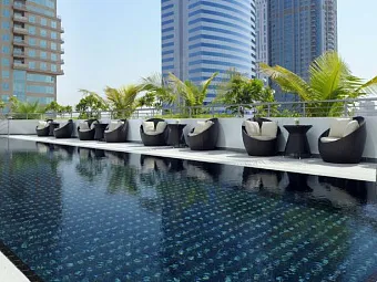 Отель MOVENPICK HOTEL JUMEIRAH LAKES TOWERS 5*