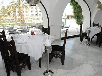 Отель VINCCI NOZHA BEACH 4*+