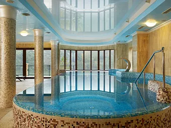  Отель RETRO RIVERSIDE 5*