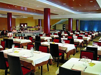 Ресторан в отеле BLAUCEL 4*