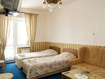 Отель БАЛКАРИЯ 3*