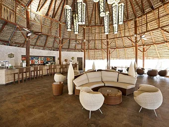  Бар в BARCELO BAVARO BEACH 5*
