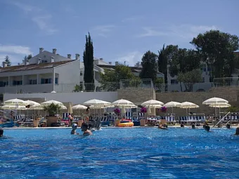 Отель VALAMAR CLUB TAMARIS 4*