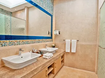 RIXOS PREMIUM MAGAWISH SUITEL & VILLAS 5*