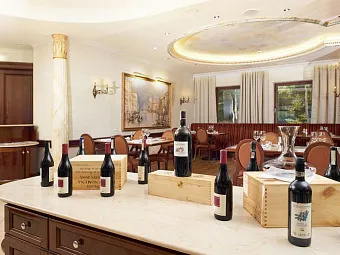  Отель RETRO RIVERSIDE 5*