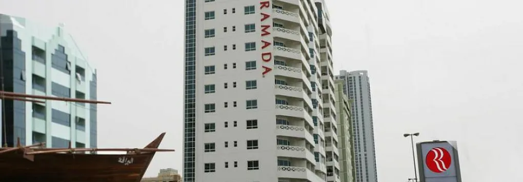 Отель RAMADA BEACH HOTEL AJMAN 4*
