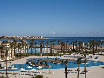 Отель CLEOPATRA LUXURY RESORT MAKADI BAY 5*