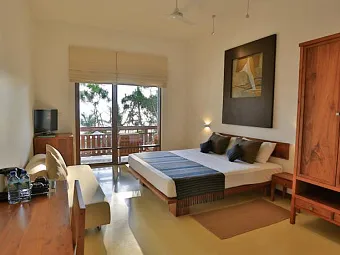 Отель PANDANUS BEACH RESORT & SPA 4*