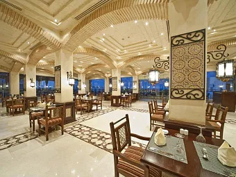 Отель SUNRISE GRAND SELECT CRYSTAL BAY 5*