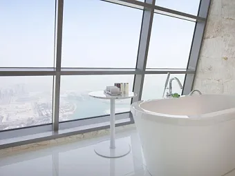 Отель JUMEIRAH AT ETIHAD TOWERS 5*