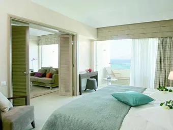 Отель CORFU CHANDRIS & VILLAS 4*
