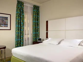 Отель HILTON DUBAI THE WALK HOTEL 4*