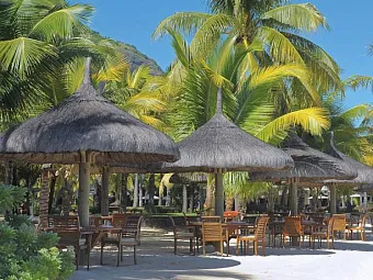 Отель BEACHCOMBER PARADIS HOTEL & GOLF CLUB 5*