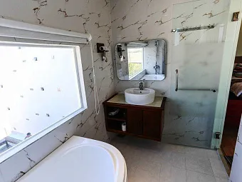ART DELUXE HOTEL 3*+