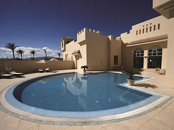 Отель CLEOPATRA LUXURY RESORT MAKADI BAY 5*