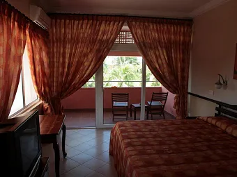 Отель PARADISE BEACH HOTEL 3*