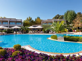 SANI ASTERIAS SUITES 5*