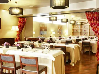 Отель PLAZA ANDORRA LA VELLA 5*