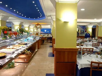 Отель H.TOP PINEDA PALACE 4*