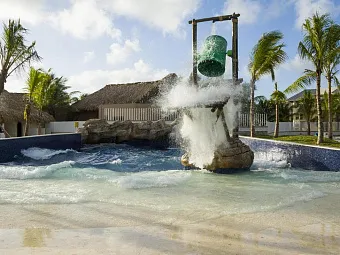Отель MEMORIES SPLASH 5*