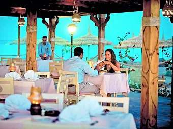 AMWAJ BLUE BEACH RESORT & SPA 5*