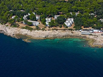 Отель VERUDELA BEACH & VILLAS 3*
