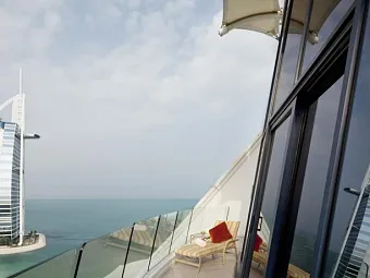Отель JUMEIRAH BEACH HOTEL 5*