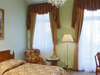  Отель BRISTOL GEORGY HOUSE 4*