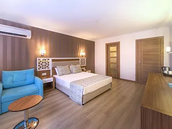 Отель LONICERA RESORT & SPA 5*