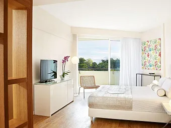 Отель GRECOTEL PELLA BEACH 4*