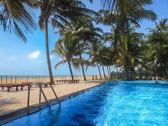 CAMELOT BEACH HOTEL 3*