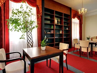  Отель GRANDHOTEL PUPP 5*