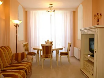 Крым. Феодосия. Отель АЛЫЕ ПАРУСА 4*.
