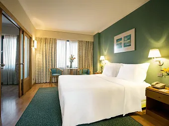 Отель SANA METROPOLITAN 4*