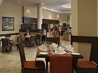 JAZ MIRABEL PARK 4*