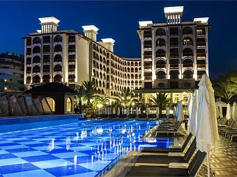   Отель QUATTRO BEACH RESORT & SPA 5*