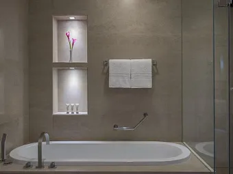 Отель LE ROYAL MERIDIEN ABU DHABI 5*