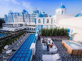 Отель RUBI PLATINUM SPA RESORT & SUITE 5*